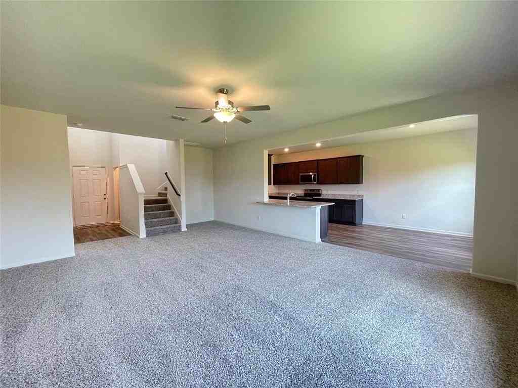 620 Fountain Dr - Photo 3 of 32