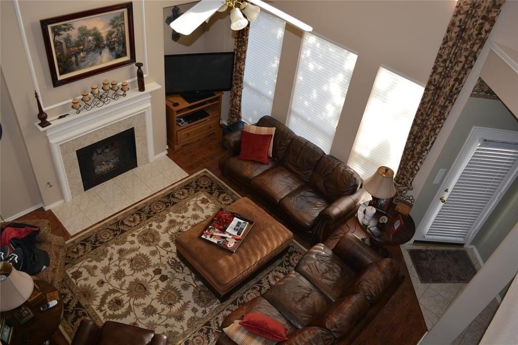 2713 Stanford Dr - Photo 2 of 20