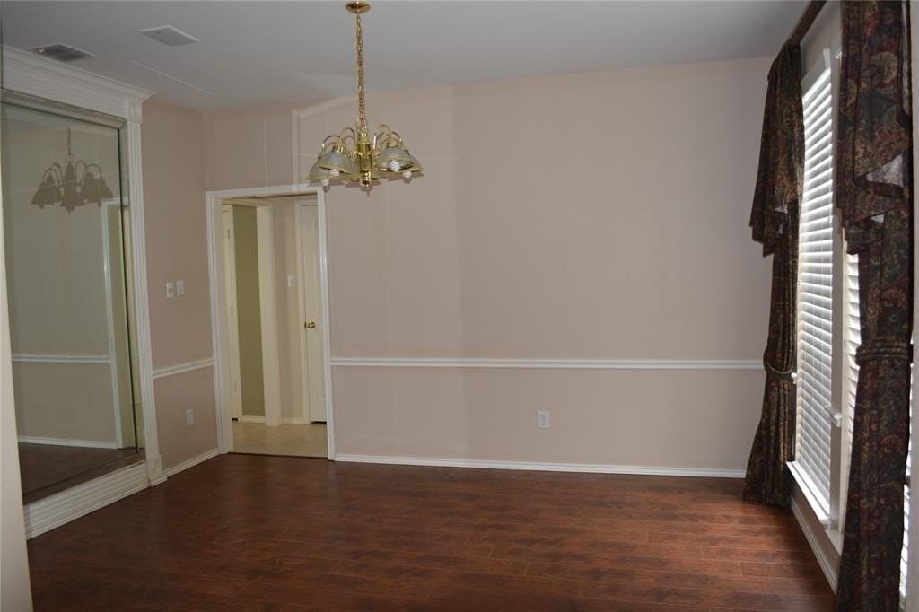 2713 Stanford Dr - Photo 6 of 20