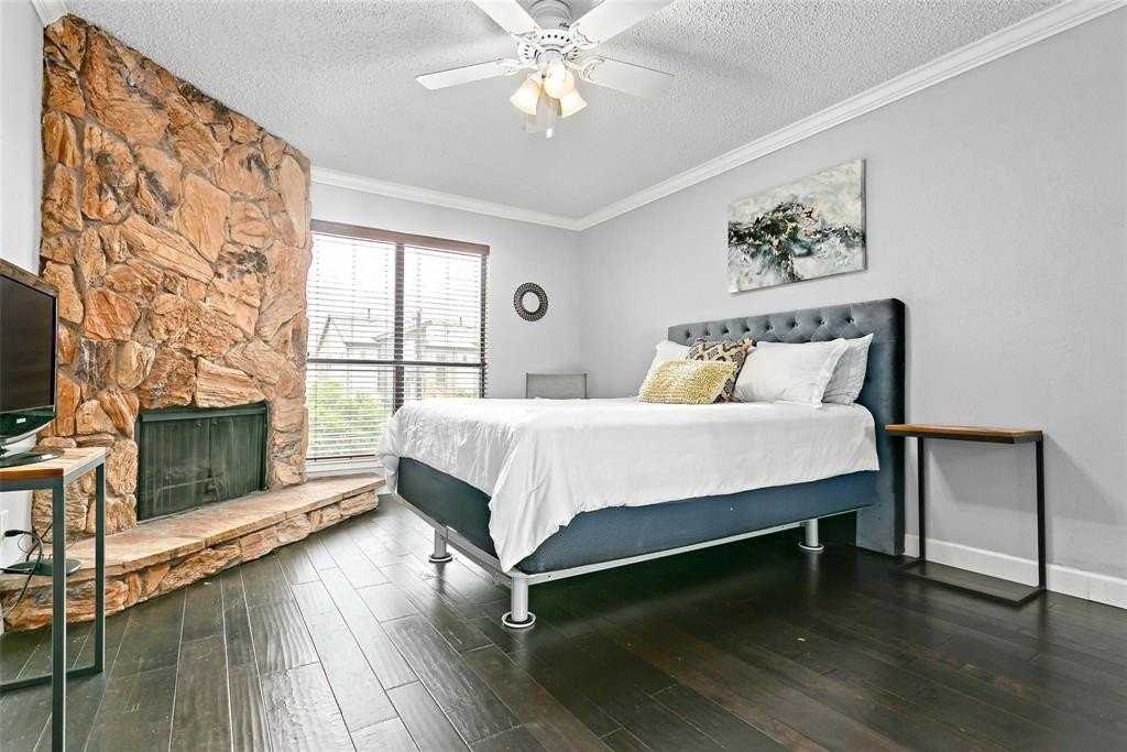 3314 Douglas Ave #202 - Photo 3 of 11