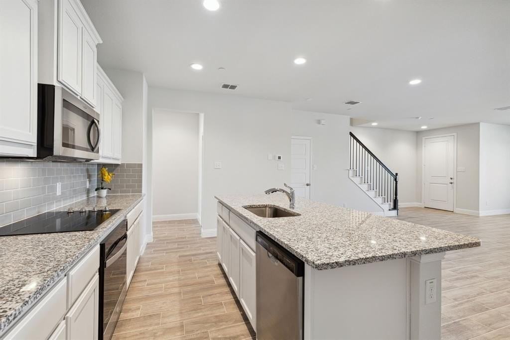 6028 Bursey Rd - Photo 6 of 26