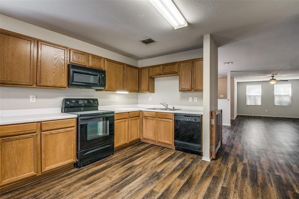 12638 Vandelia St - Photo 5 of 12