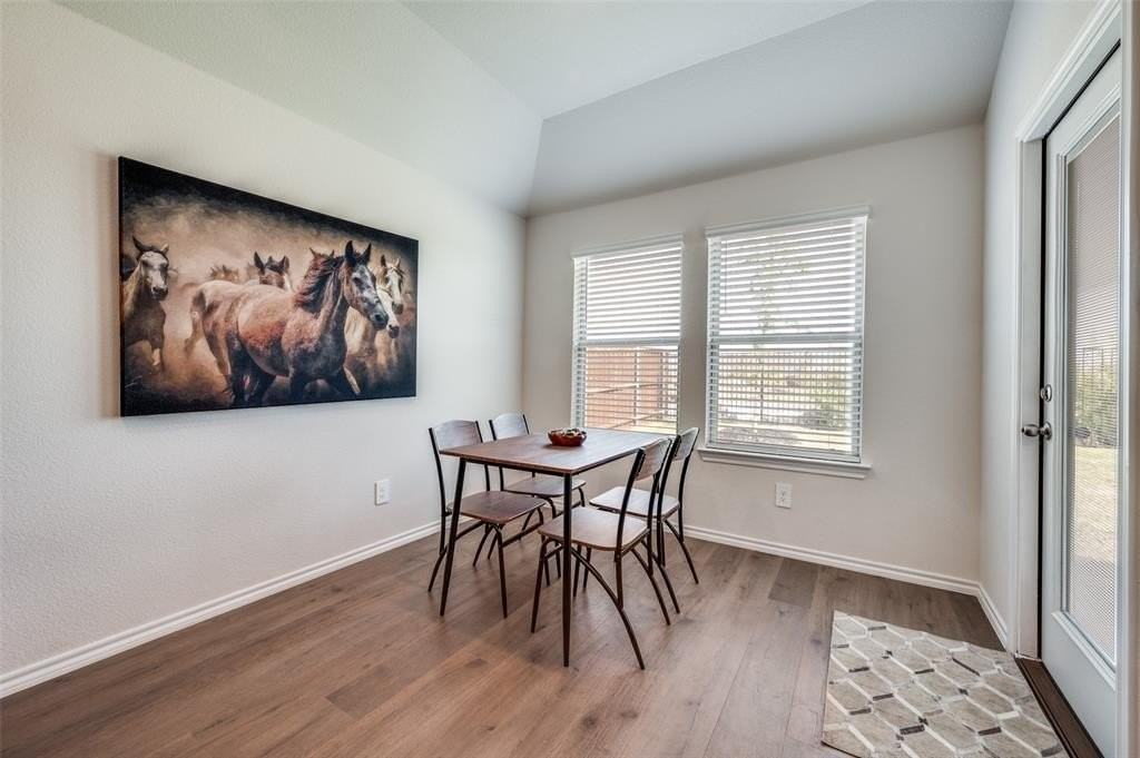 13105 Dawson Dr - Photo 7 of 16
