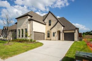featured image of 2223 Clairmount Dr