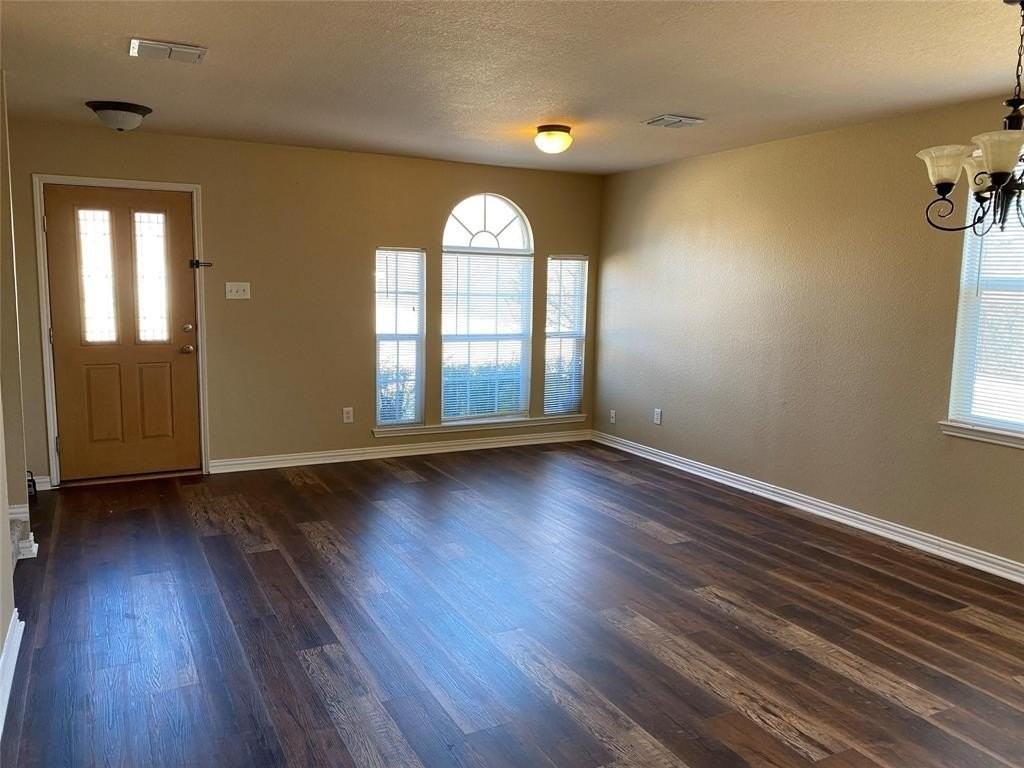 13021 Minnow Way - Photo 3 of 15