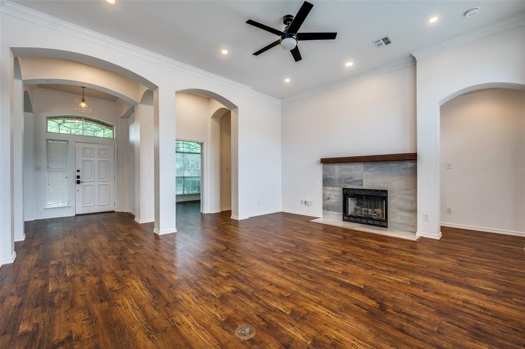 1420 Capstan Dr - Photo 6 of 25