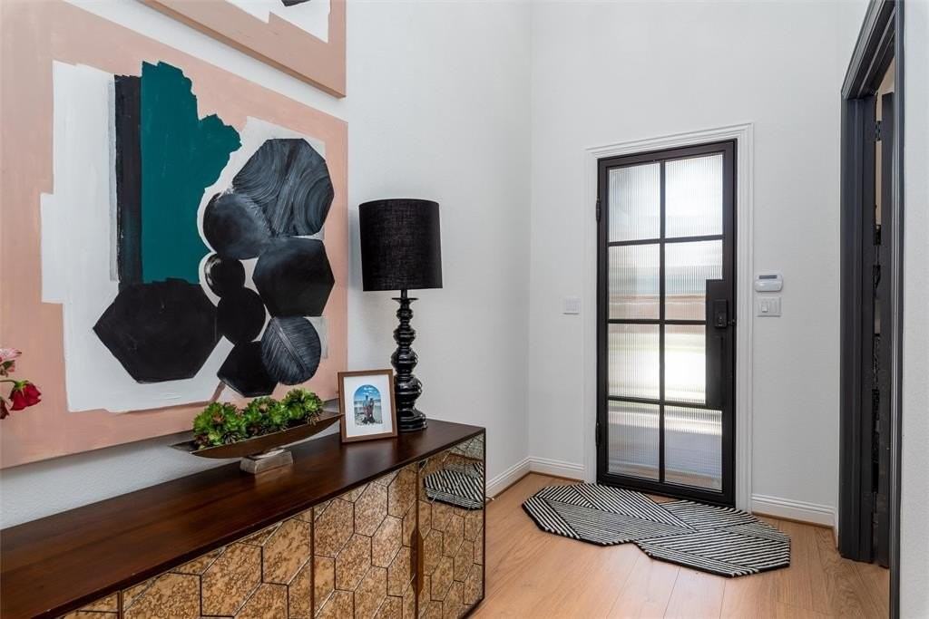 8336 Western - Photo 6 of 40