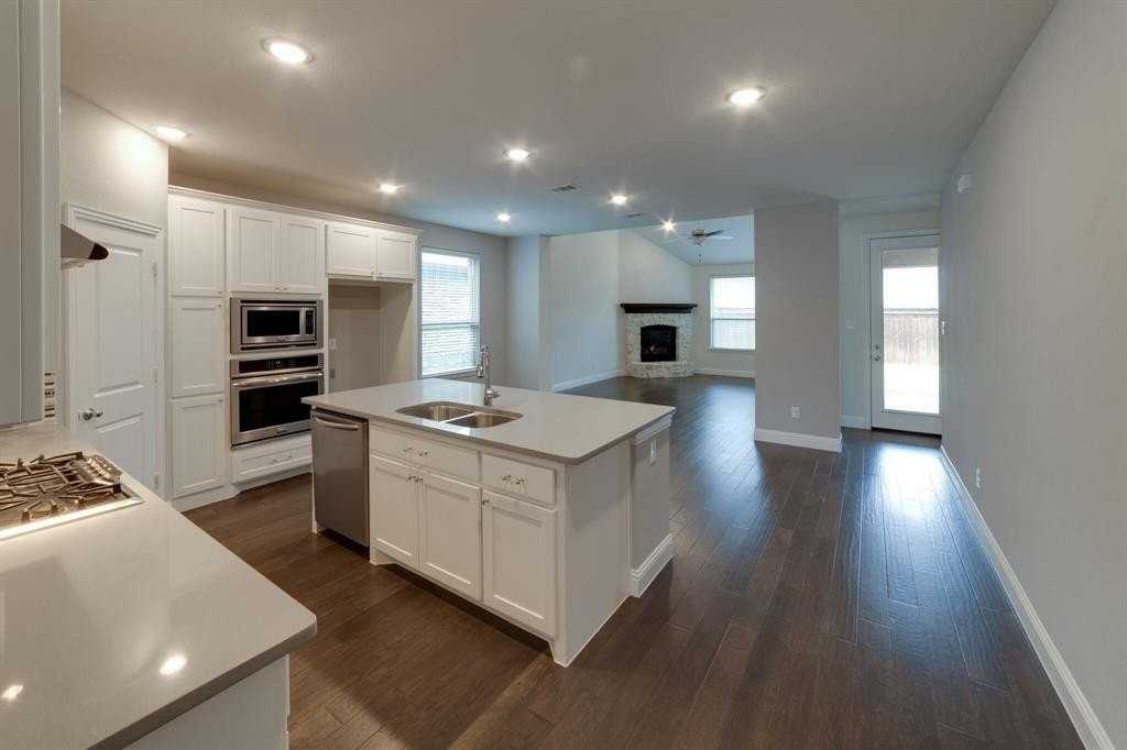 2013 Sutton Park Ave - Photo 6 of 15