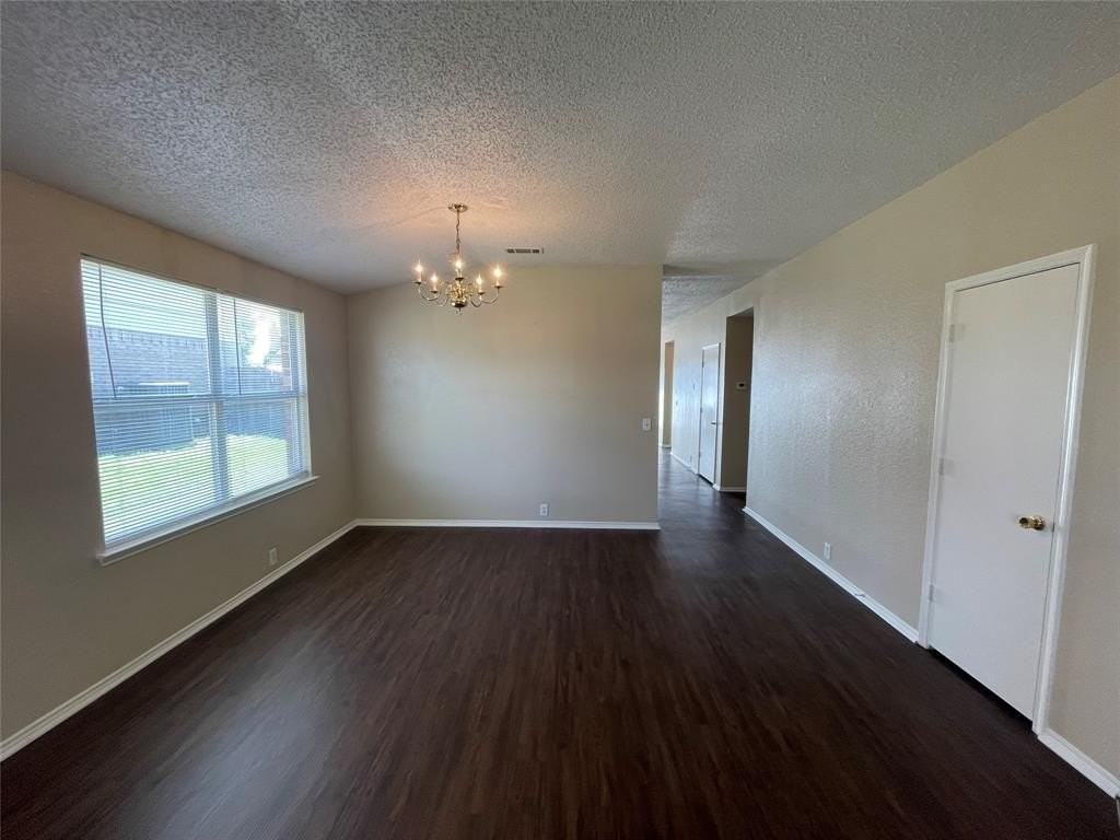 1611 Columbia Dr - Photo 6 of 20