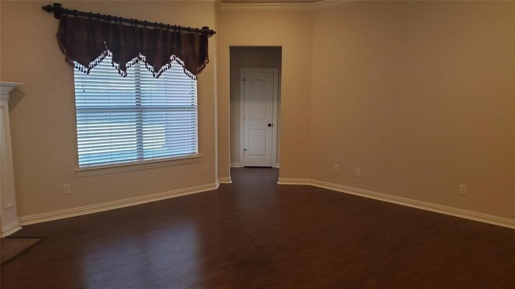 1125 Northwood Ln - Photo 5 of 19