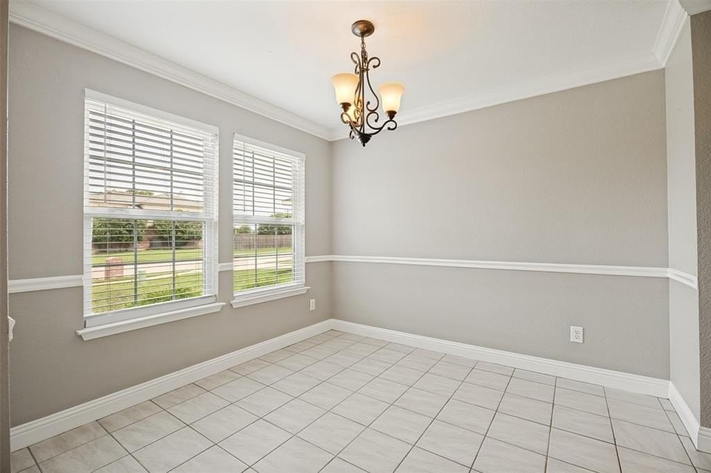 1601 Elm St - Photo 3 of 25