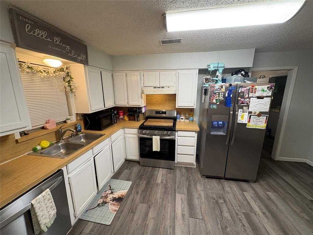 709 Denton St - Photo 7 of 11