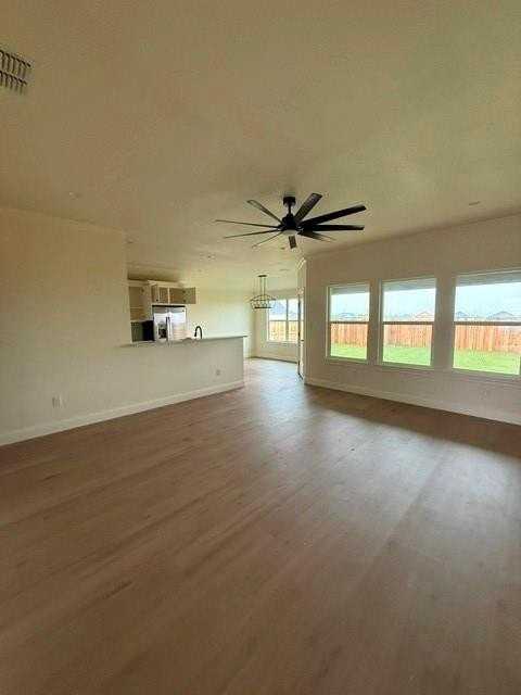 7646 Hudson Way - Photo 3 of 22