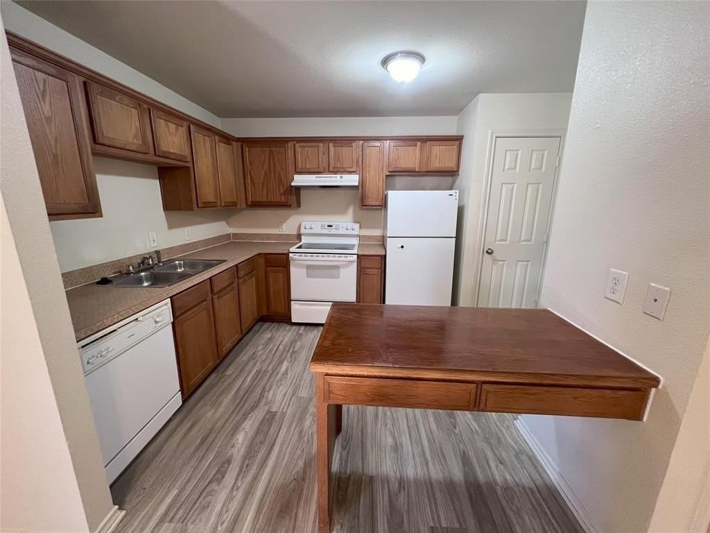 630 Schmitz Ave #3 - Photo 3 of 6