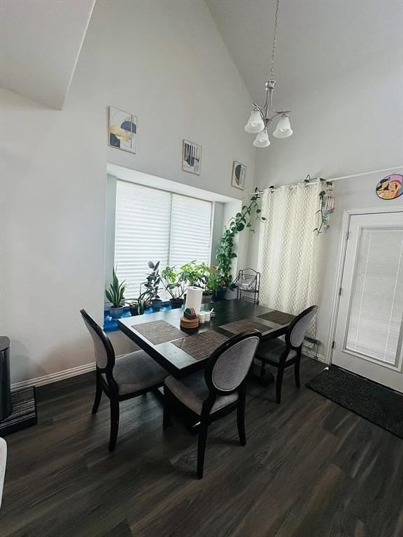 1901 Barnhill Ln - Photo 3 of 11