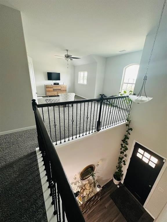 1901 Barnhill Ln - Photo 4 of 11