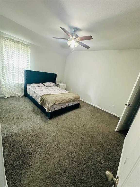 1901 Barnhill Ln - Photo 5 of 11
