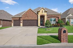2513 Sabine Cir - Photo 1 of 1
