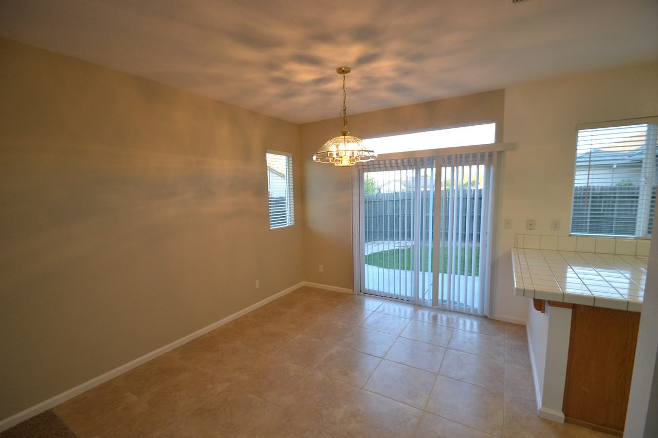 7824 Kelvedon Way - Photo 3 of 11