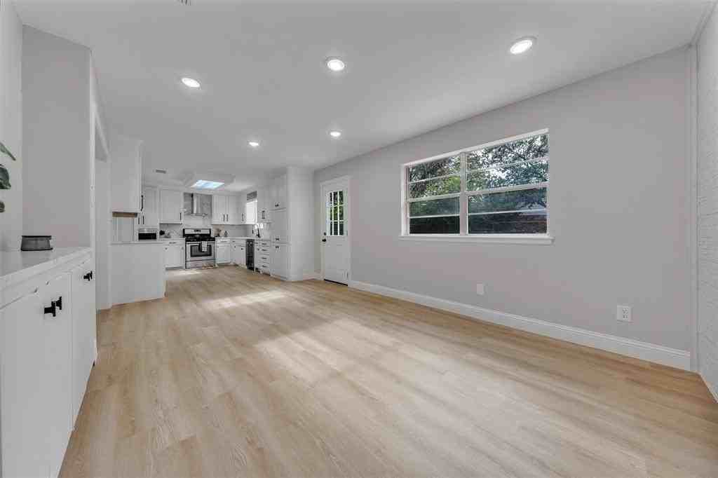 217 Palomino Dr - Photo 7 of 31
