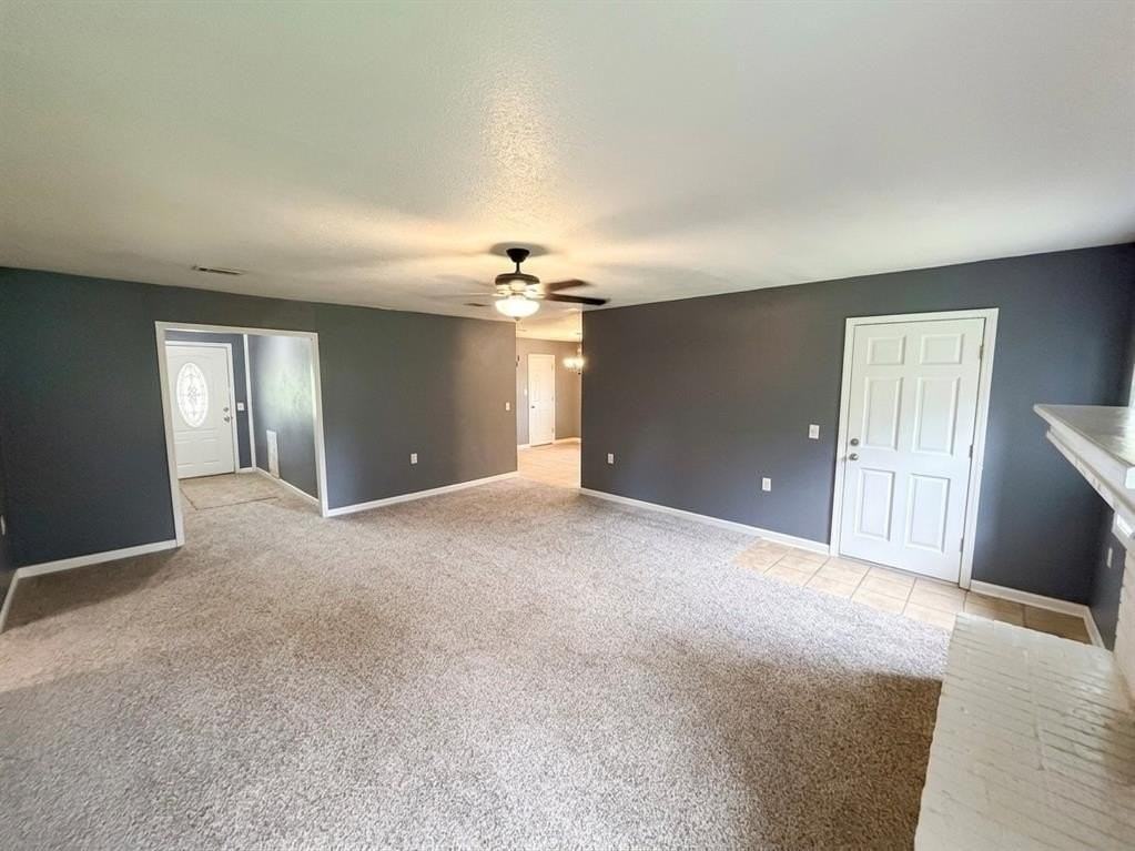 4604 Lawndale Dr - Photo 5 of 24