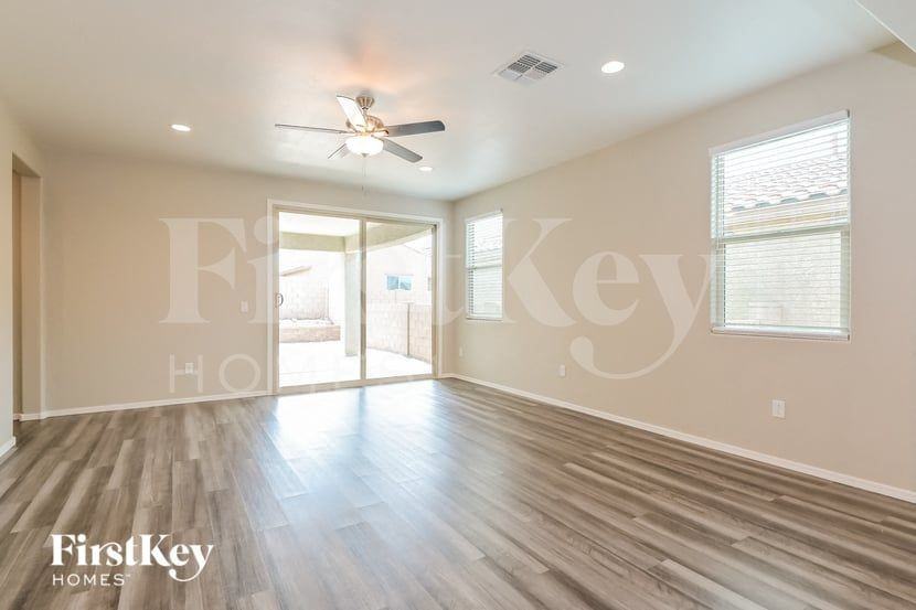 14216 E Axle Dr - Photo 3 of 18