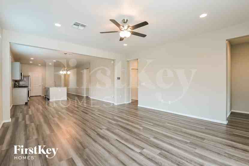 14216 E Axle Dr - Photo 5 of 18