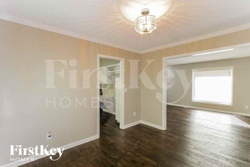12425 S Blackfoot Dr - Photo 5 of 15