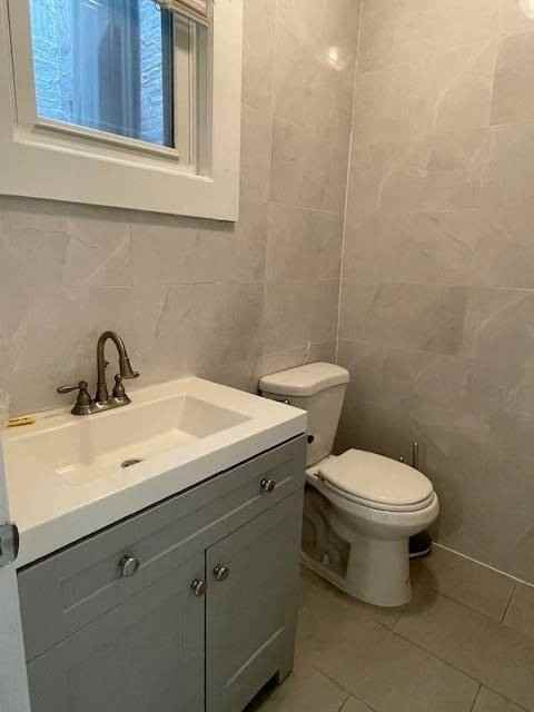 3914 214th Pl #1 - Photo 3 of 7