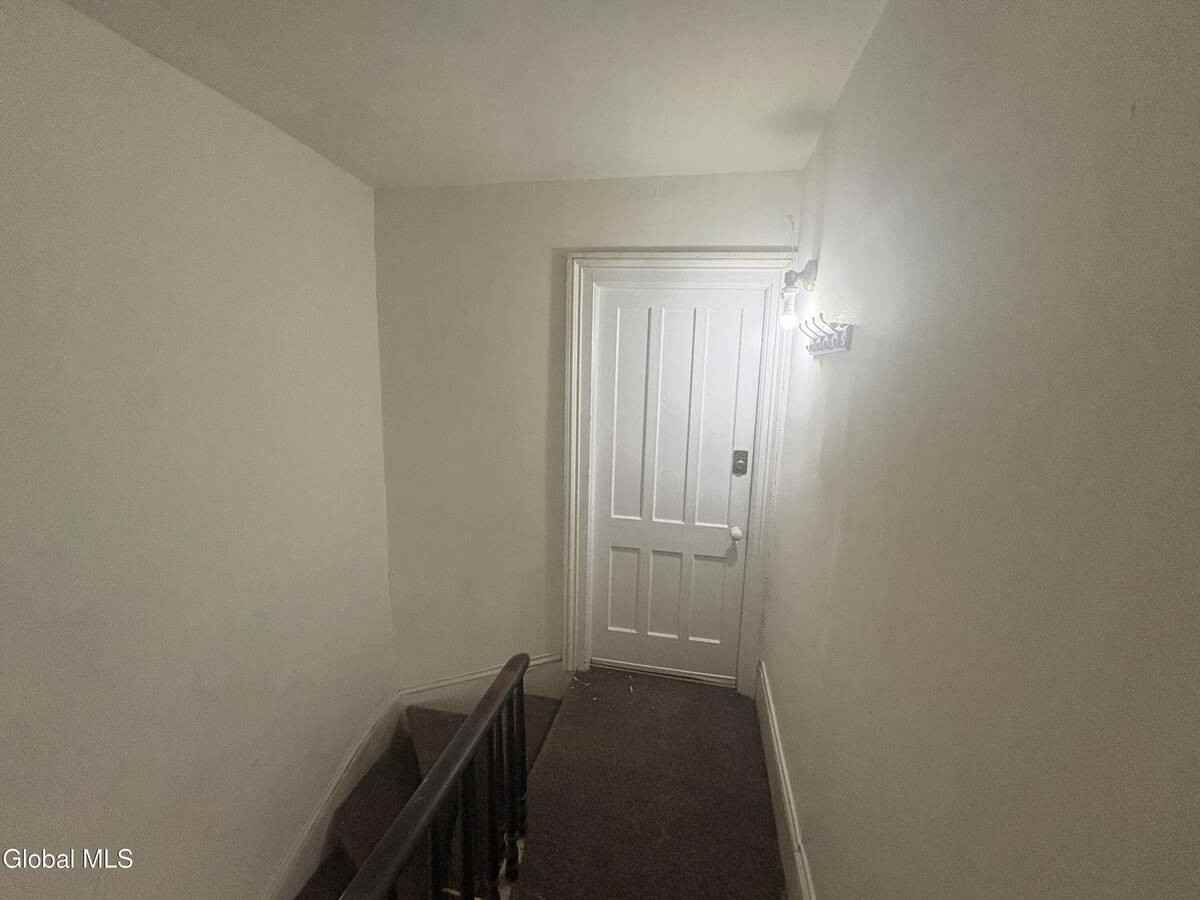334 4th St #3 - Photo 2 of 15