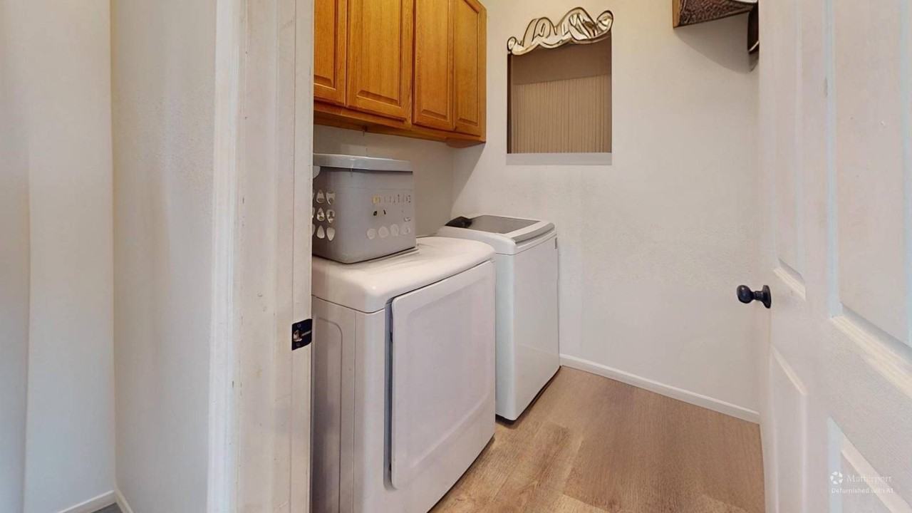 1202 E Keller St - Photo 5 of 16
