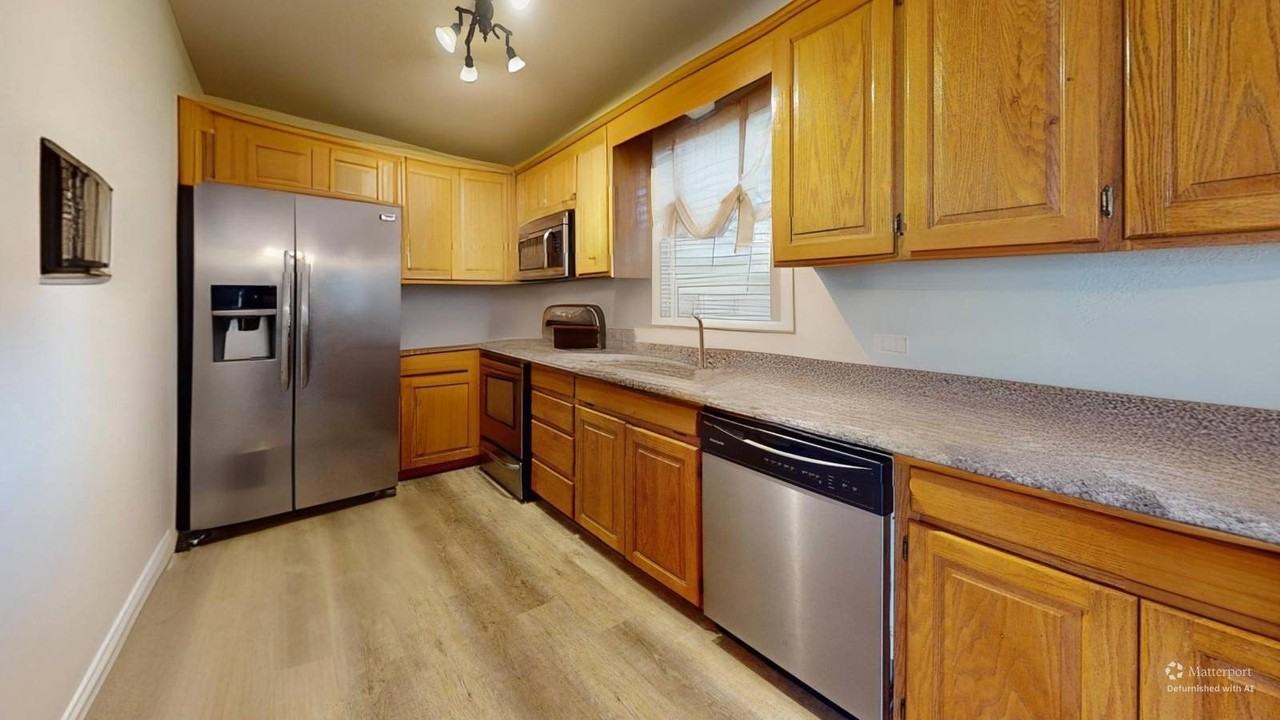 1202 E Keller St - Photo 7 of 16