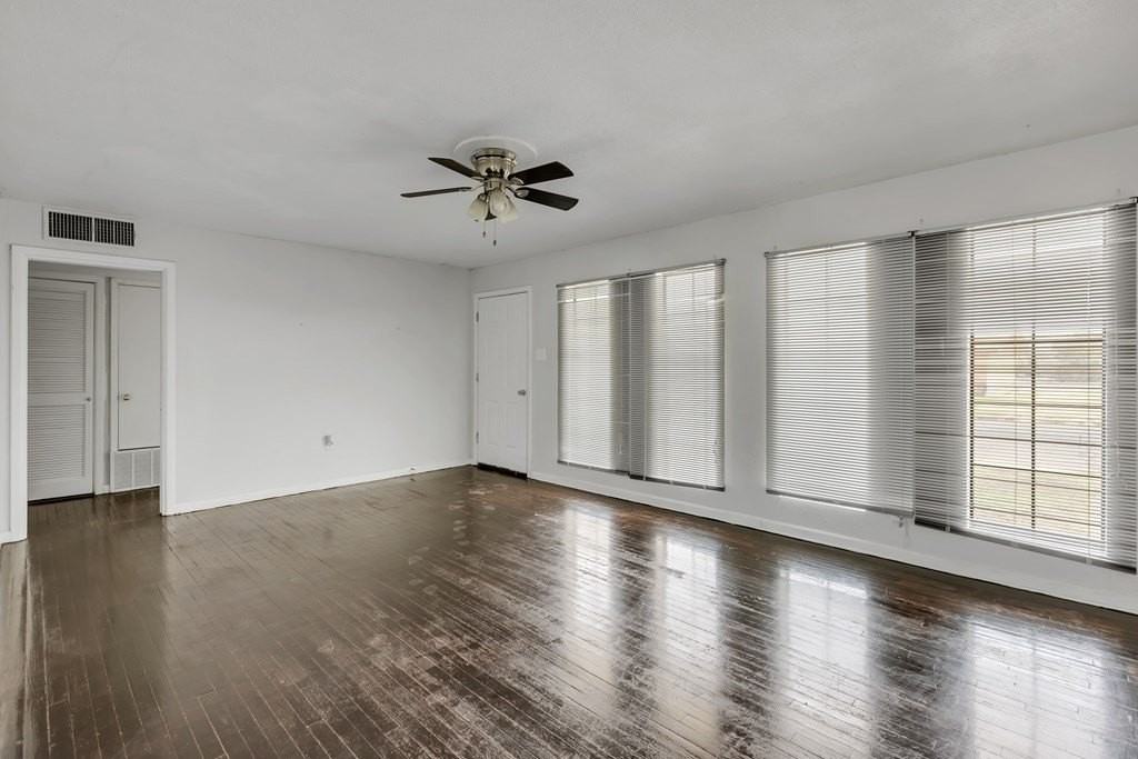 1601 Patton Dr - Photo 5 of 18