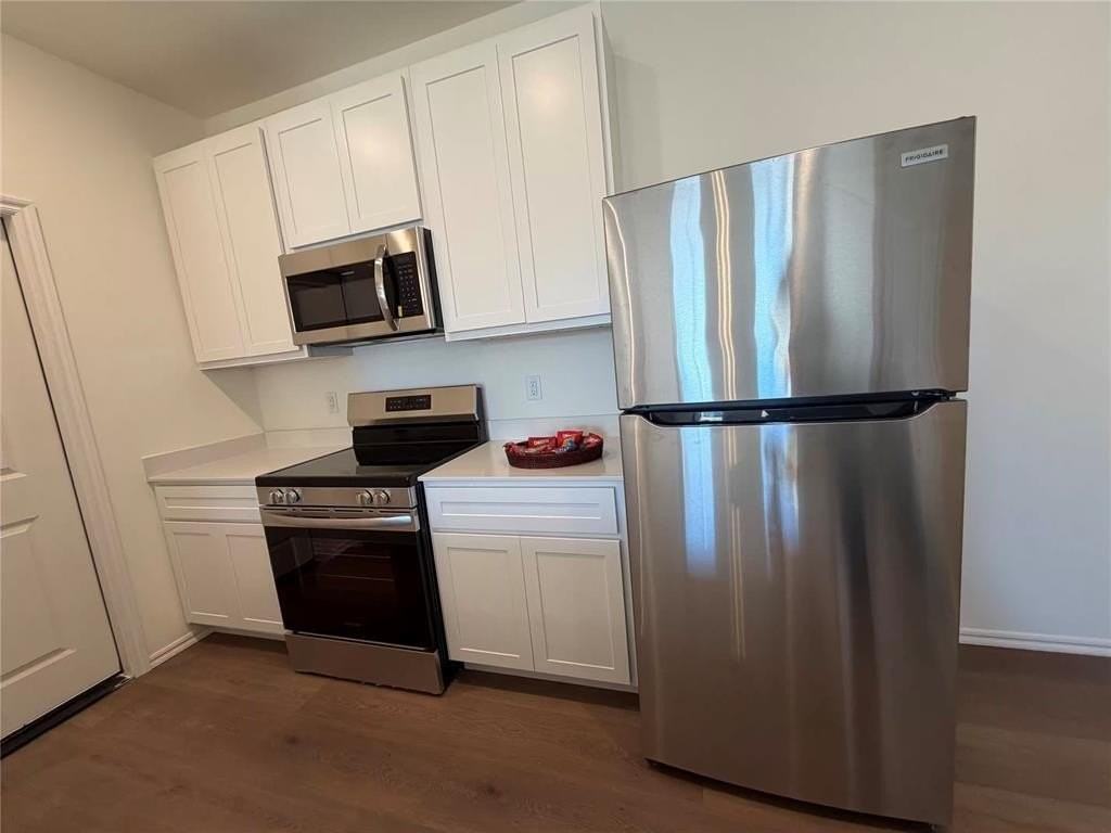 300 Liam Drive - Photo 6 of 25