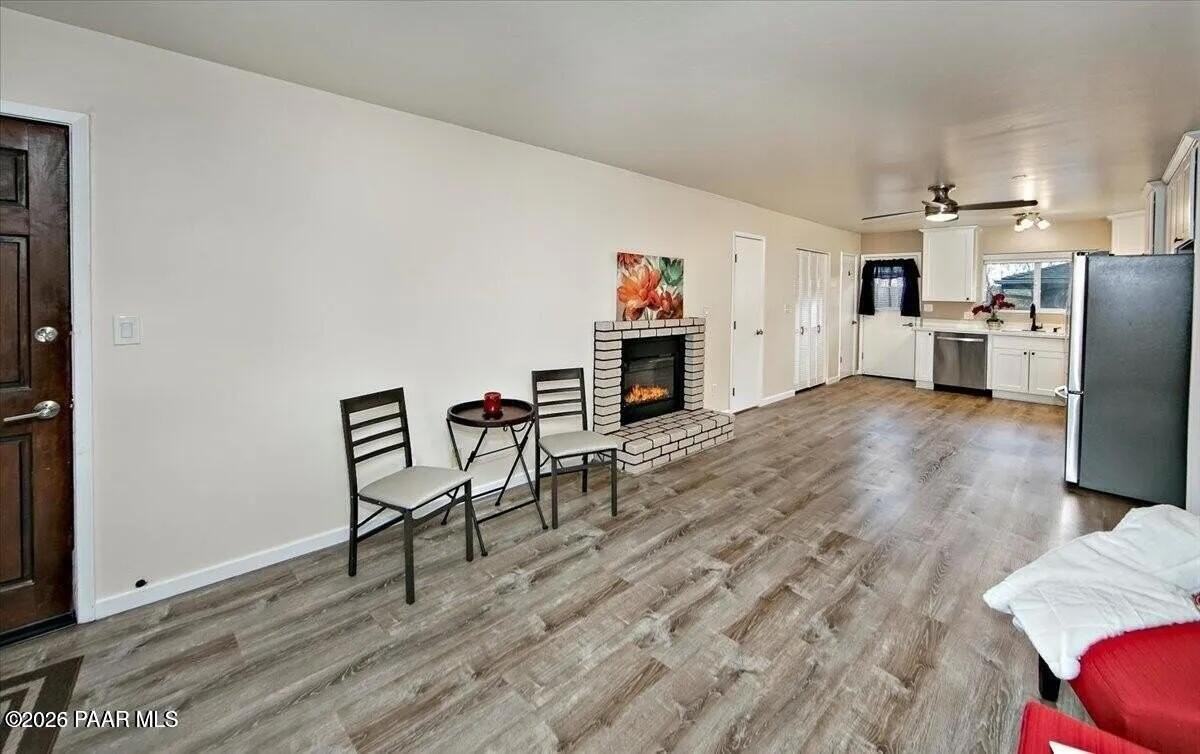 717 S Granite St #4 - Photo 2 of 18