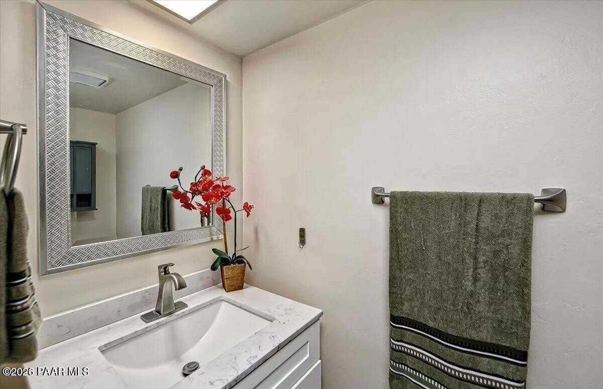 717 S Granite St #4 - Photo 6 of 18