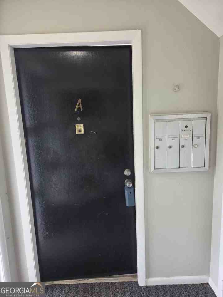 510 Coventry Rd - Photo 3 of 24