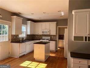 3548 Montwood Ct - Photo 6 of 22