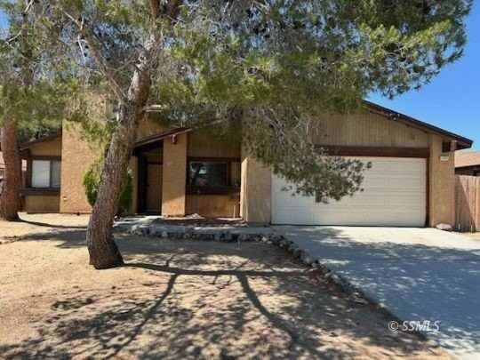 1127 N Mono Ct