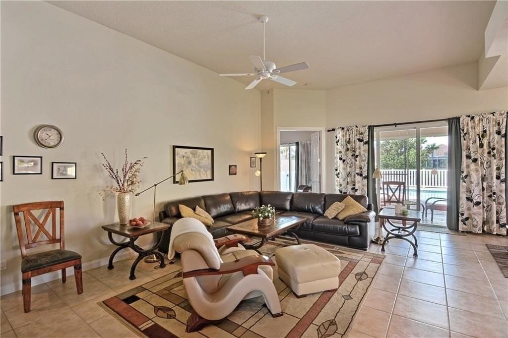 5254 Eleuthra Cir - Photo 7 of 36