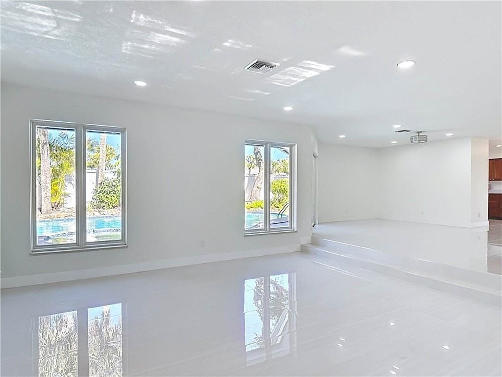 1200 Poitras Dr - Photo 3 of 28