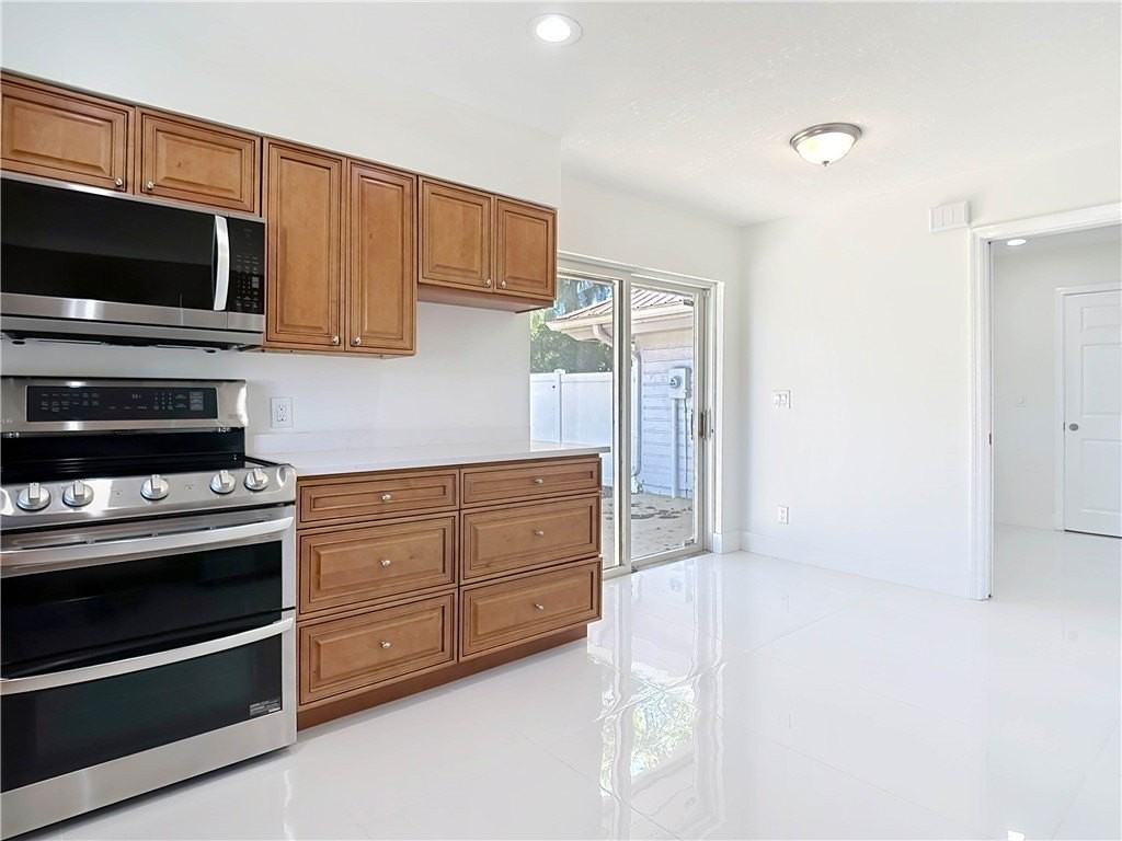 1200 Poitras Dr - Photo 5 of 28