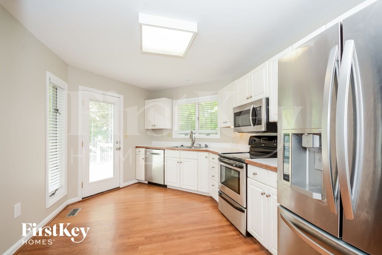 5583 Mount Zion Rd - Photo 7 of 16