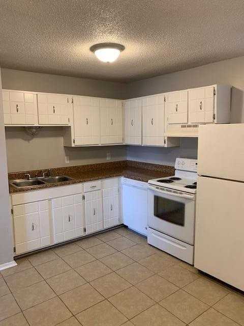 210 Hendricks Blvd - Photo 7 of 13