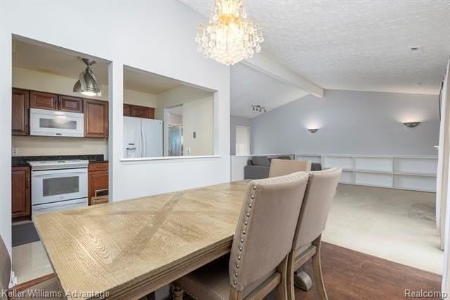 24285 Evergreen Rd - Photo 6 of 19