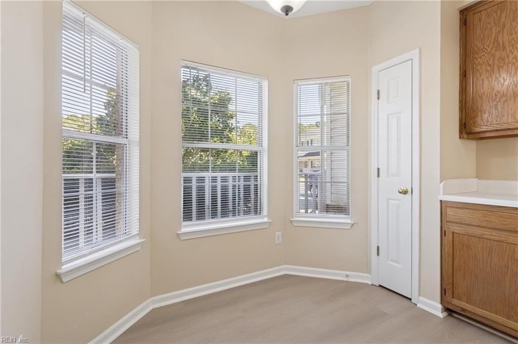 210 Durham Ct - Photo 6 of 25