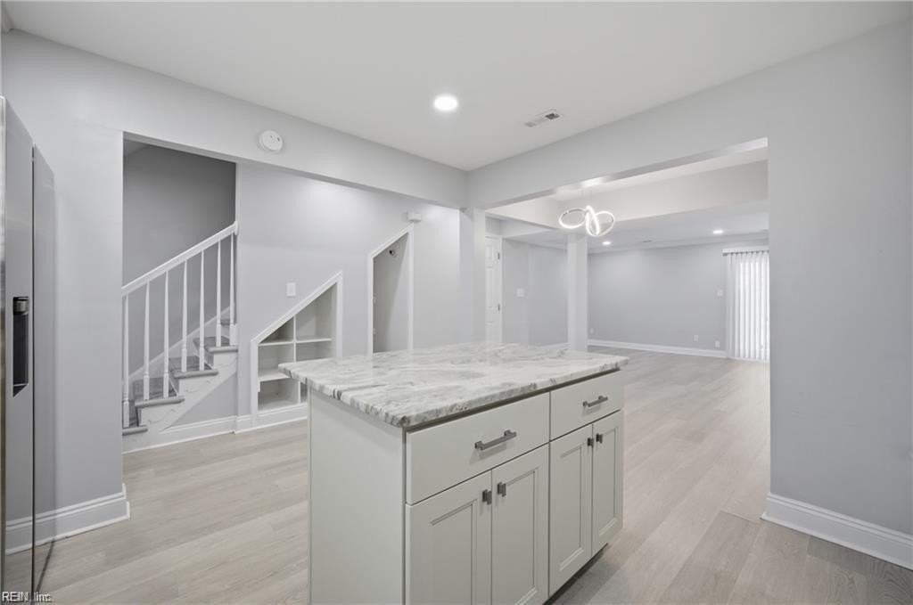 712 White Hall Ln - Photo 6 of 30