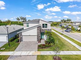featured image of 10638 Sw Hensley St