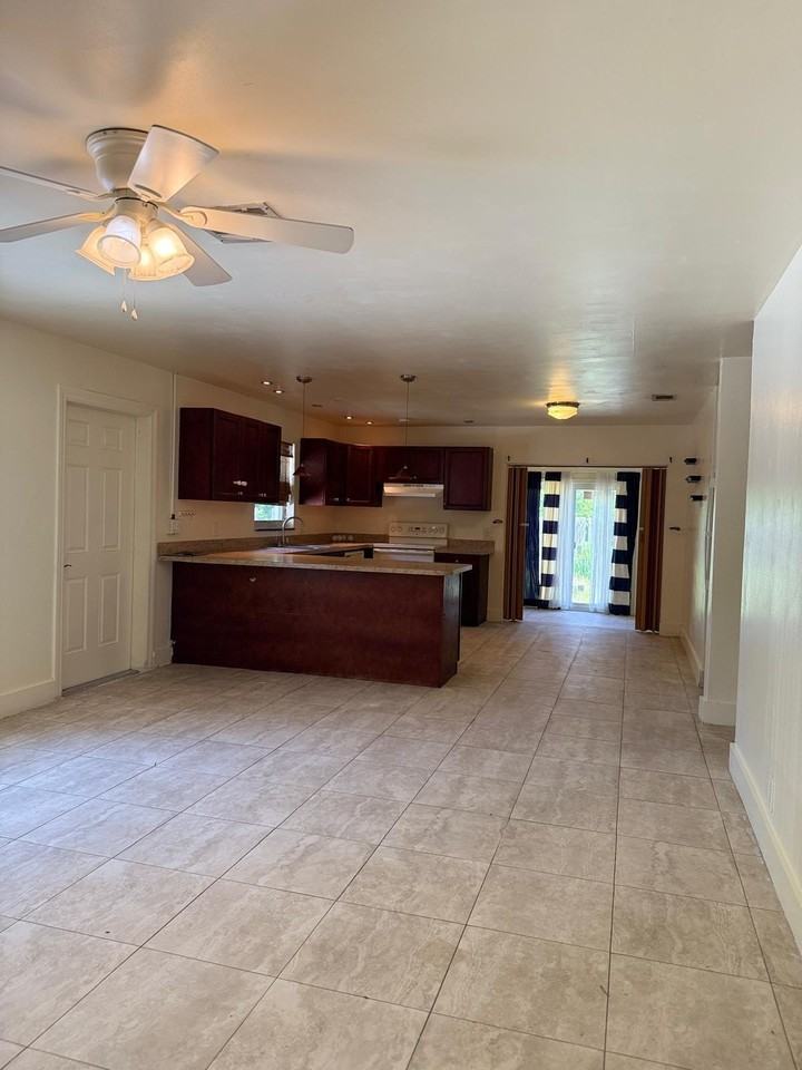 12126 Gibbs Rd - Photo 4 of 22