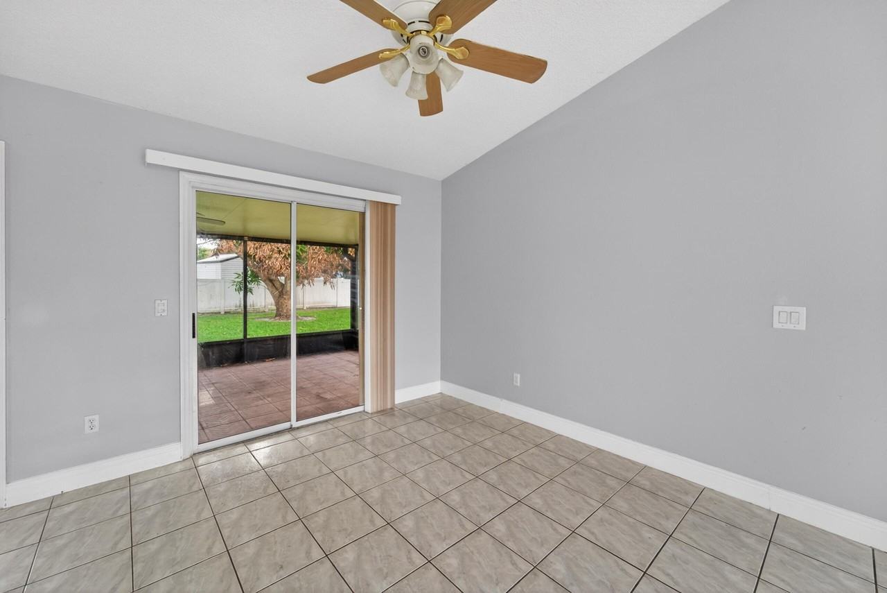 6956 Nw Jorgensen Rd - Photo 6 of 21
